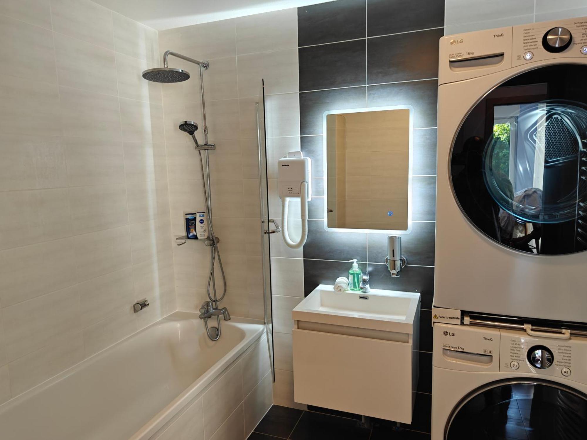 Charming Apartment With Garden, Free Parking Near Basel, Airport, Ger'Many, France, Saint-Louis  Kültér fotó
